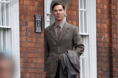 http://donthatethegeek.com/wp-content/uploads/2014/07/Benedict-Cumberbatch-filming-scenes-for-The-Imitation-Game.jpg